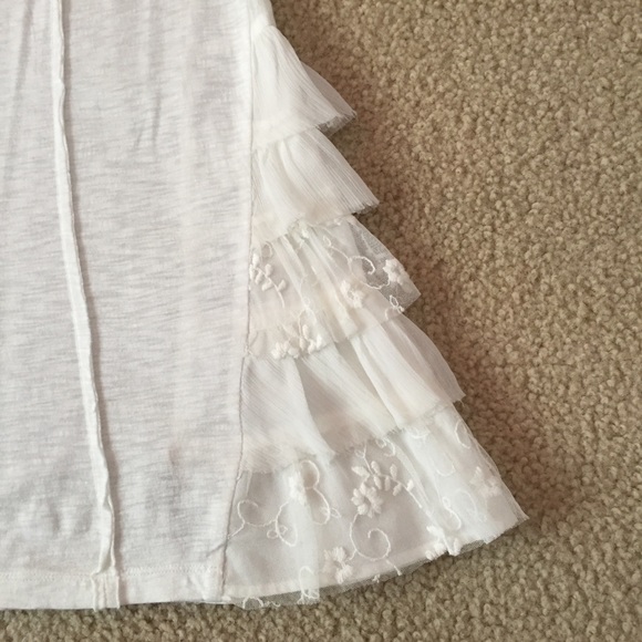 Anthro "Lilka" white flowy tank top - Picture 2 of 8